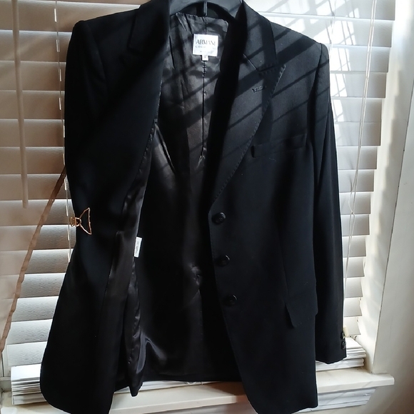 Armani Collezioni Women's Black Blazer - Made In Italy - Picture 4 of 14